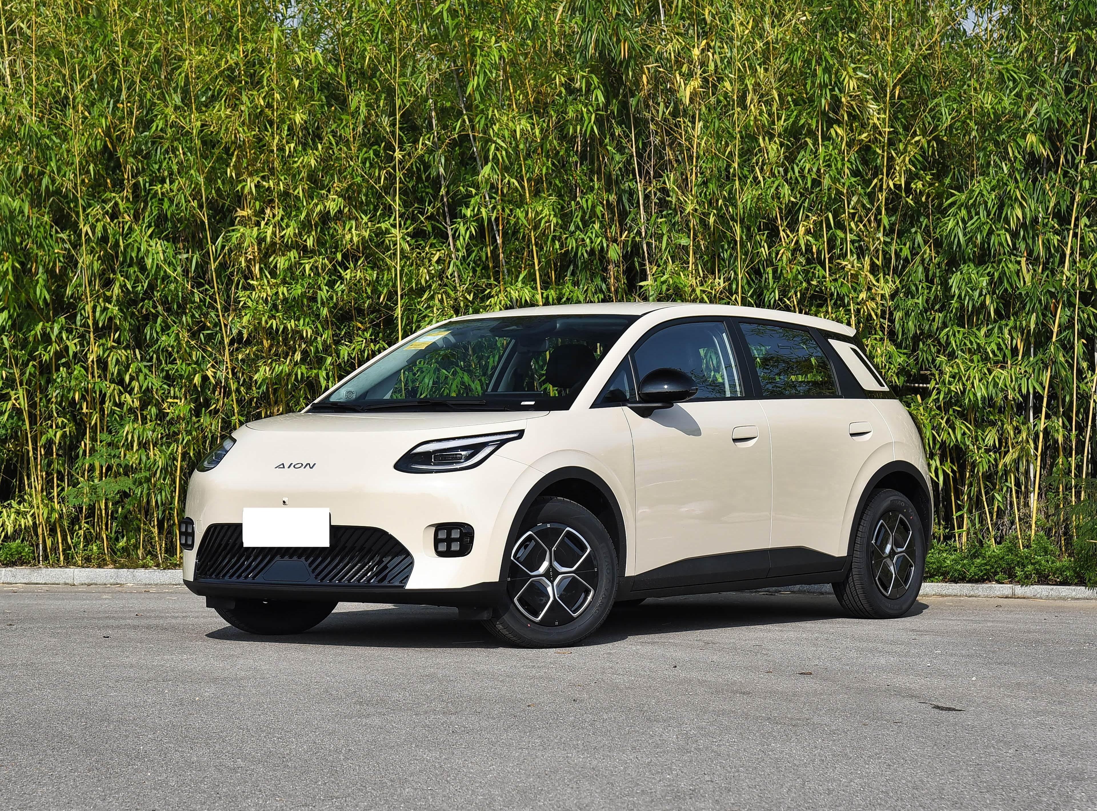 AION AION UT super front view