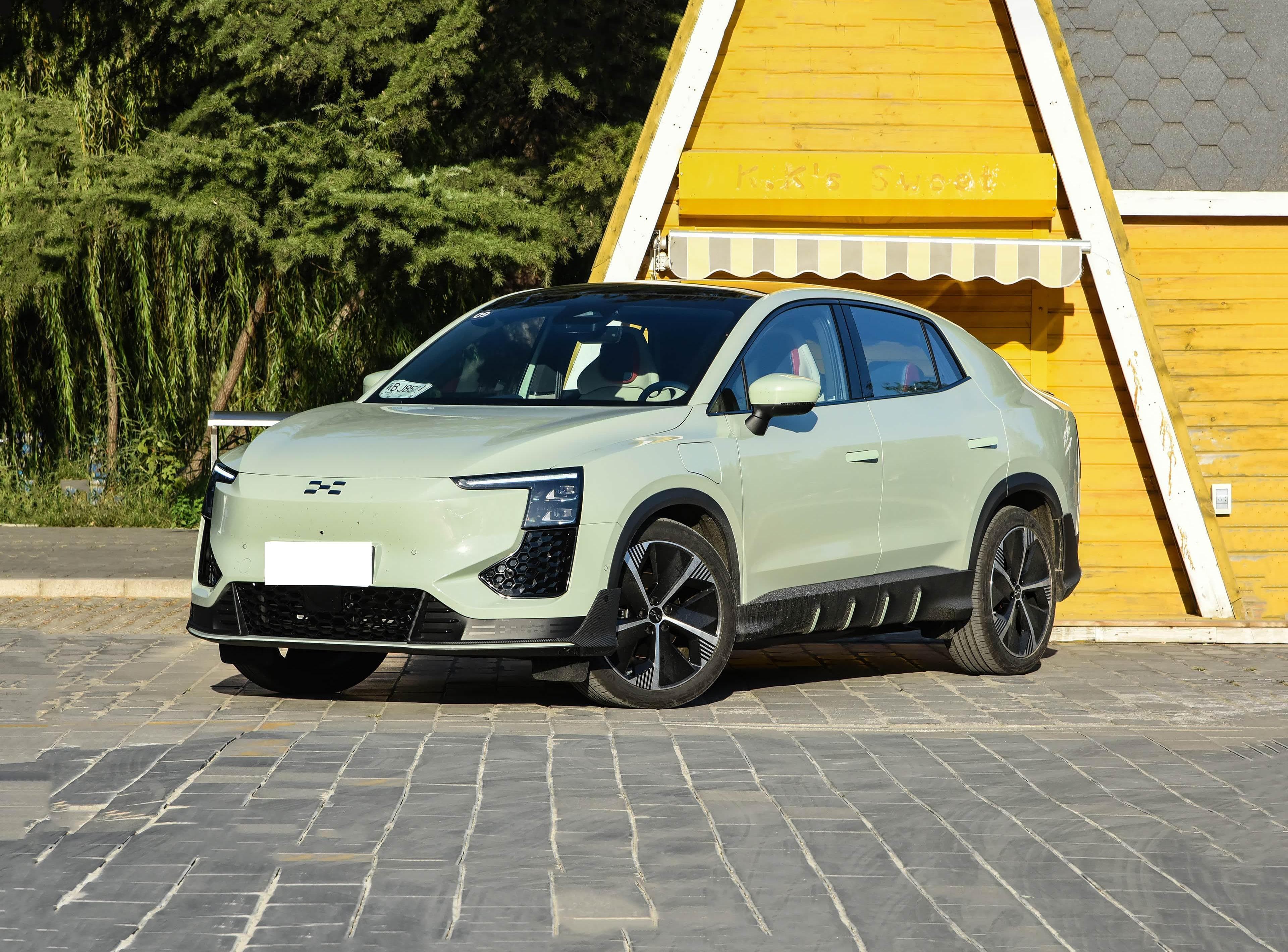 AIWAYS AIWAYS U6 front view