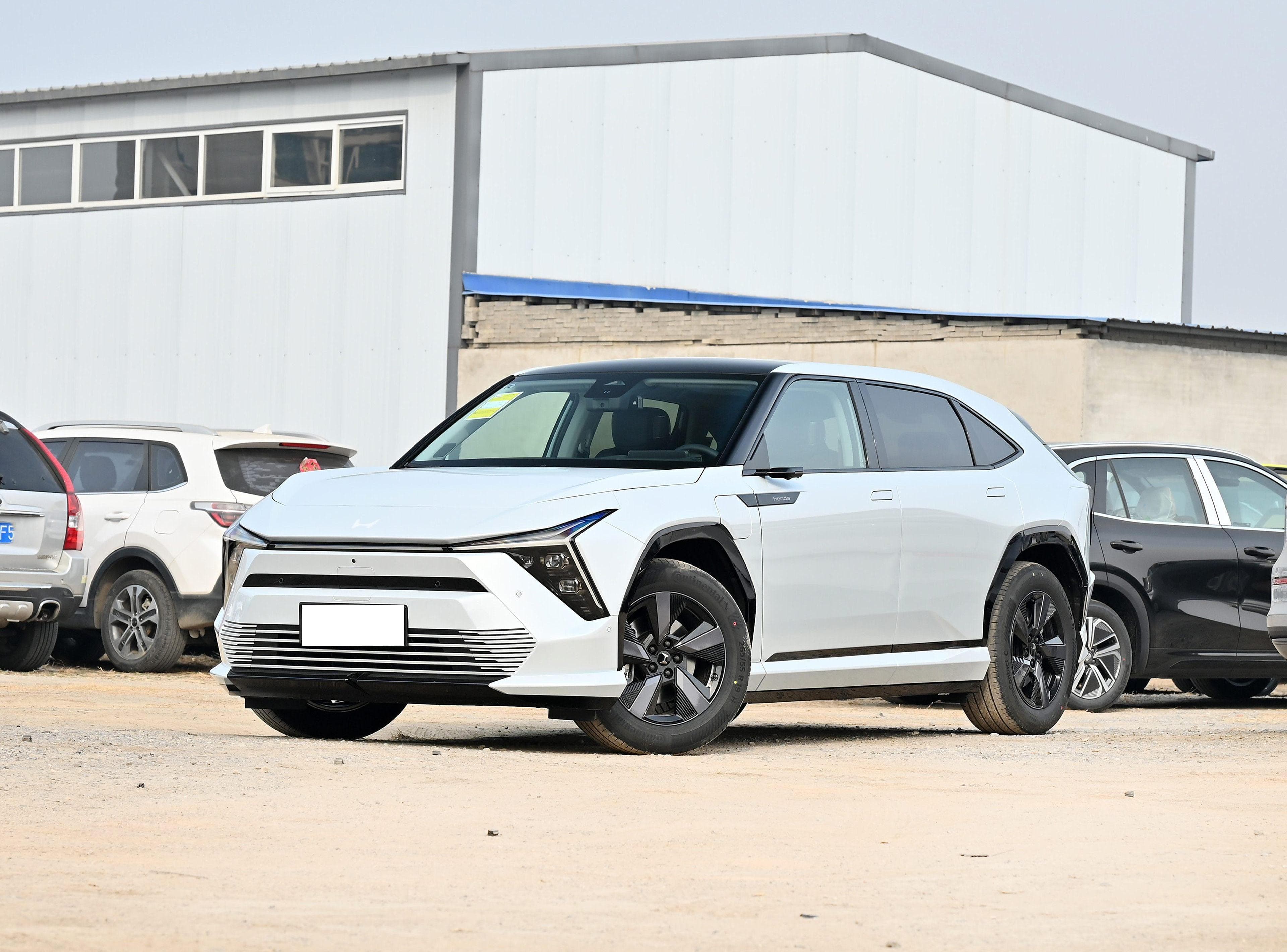 Honda Dongfeng Honda S7 front view