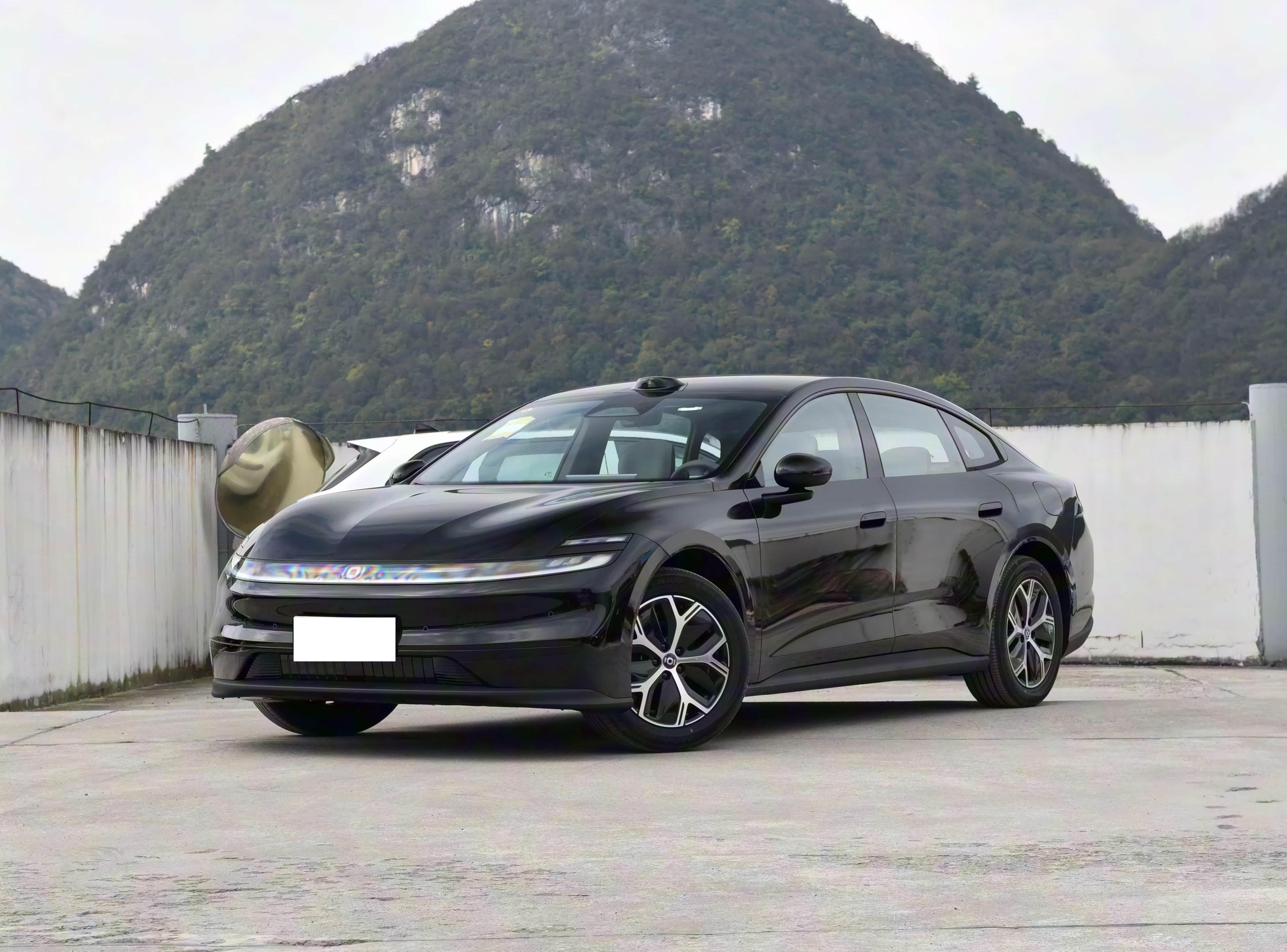 Changan Qiyuan Changan Qiyuan A06 front view