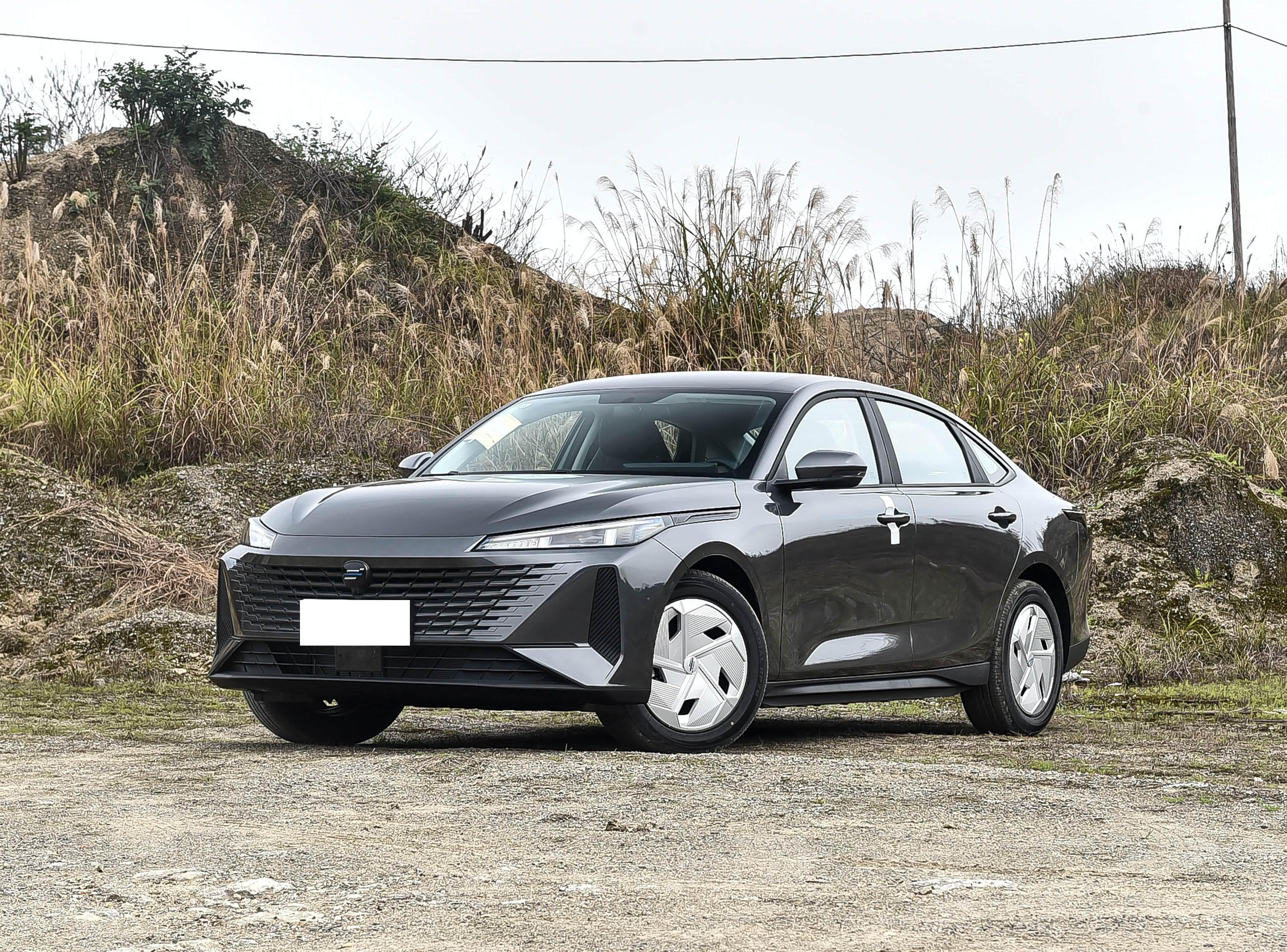 Changan Oshan Changan Oshan 520 front view