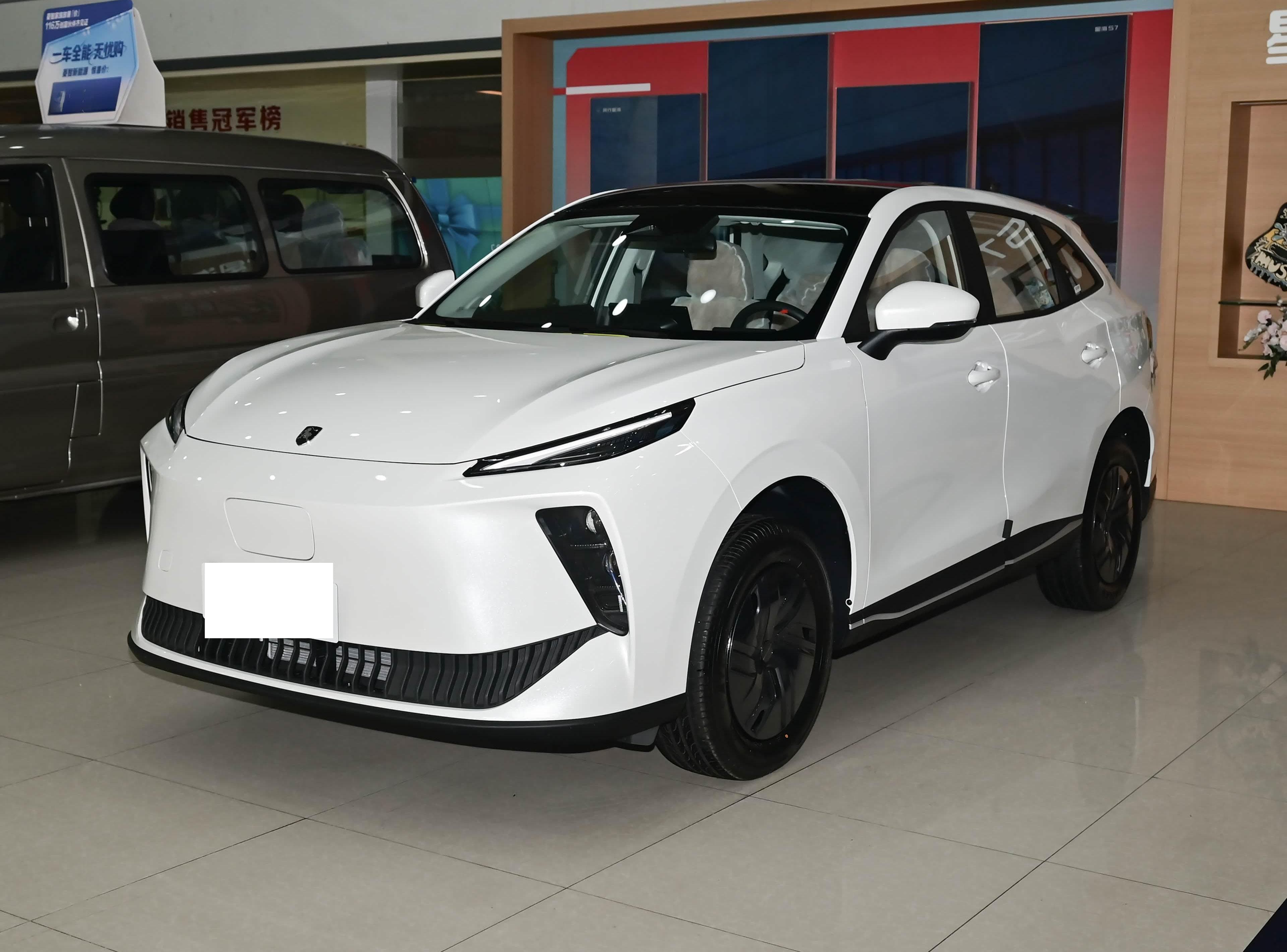 Dongfeng Forthing Xinghai X5 front view