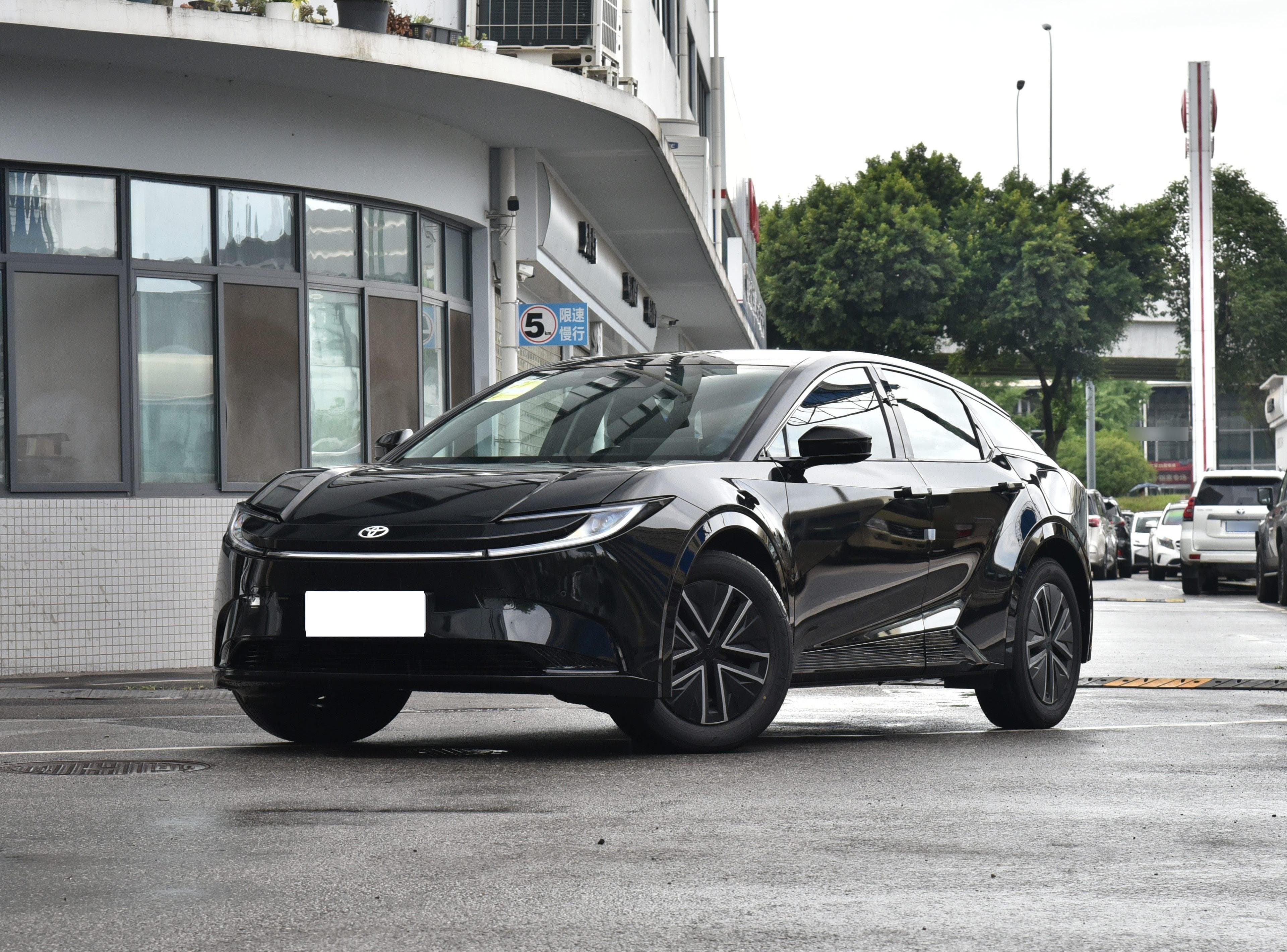 Toyota bZ5 front view