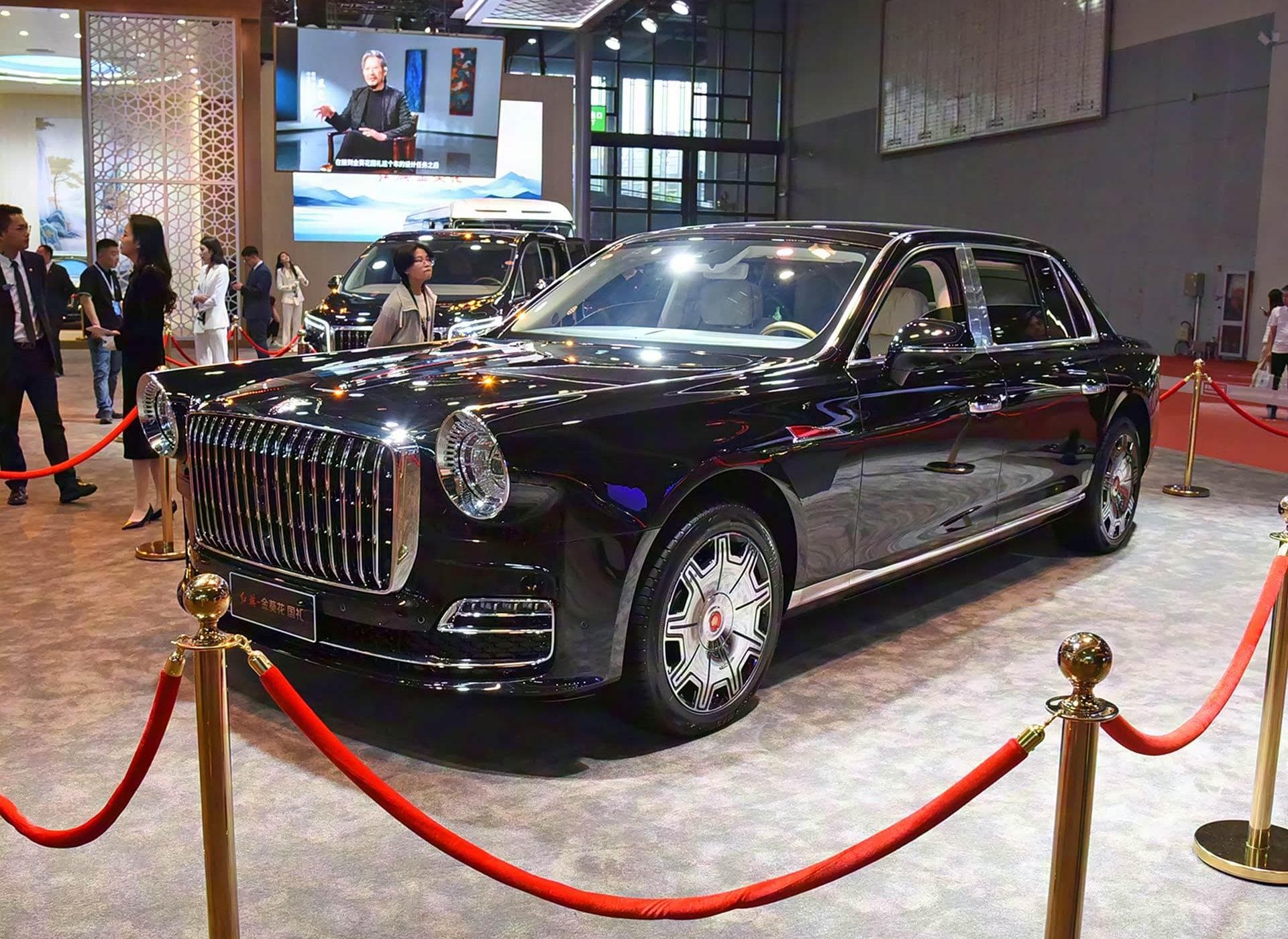 Hongqi Guoli front view