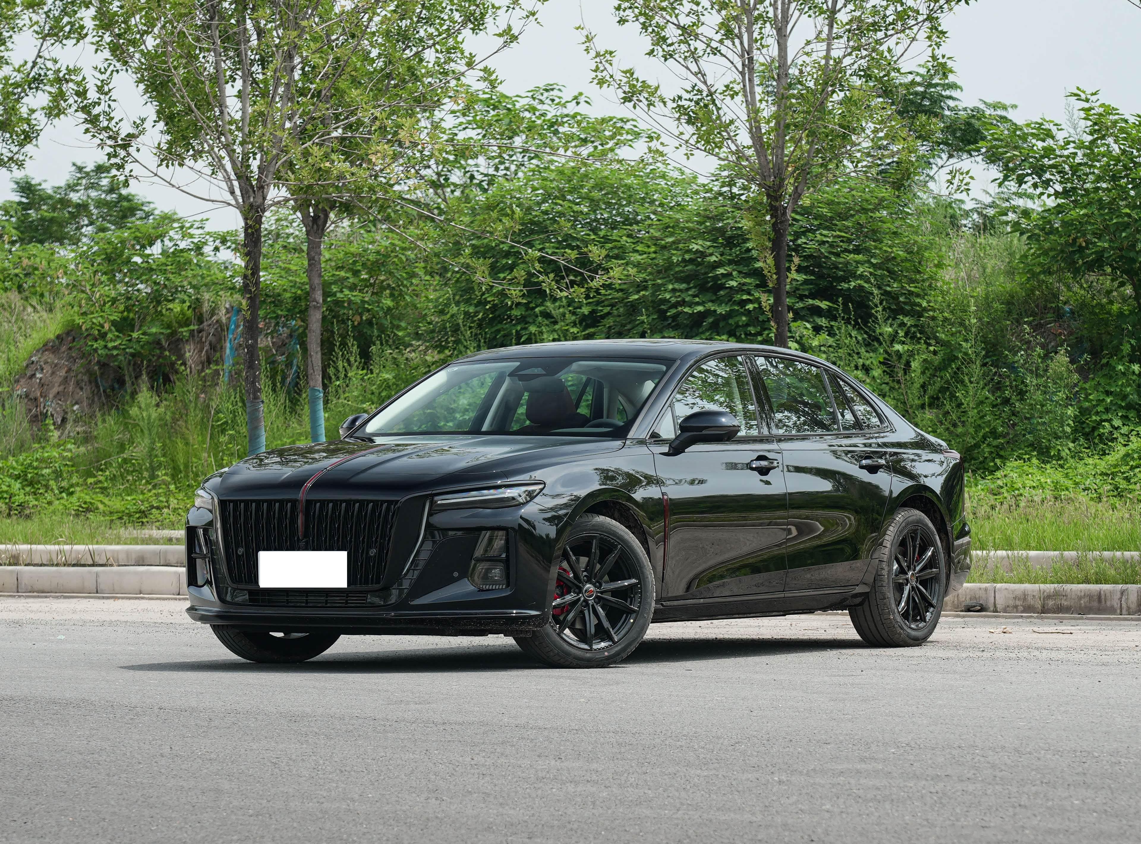 Hongqi H5 front view