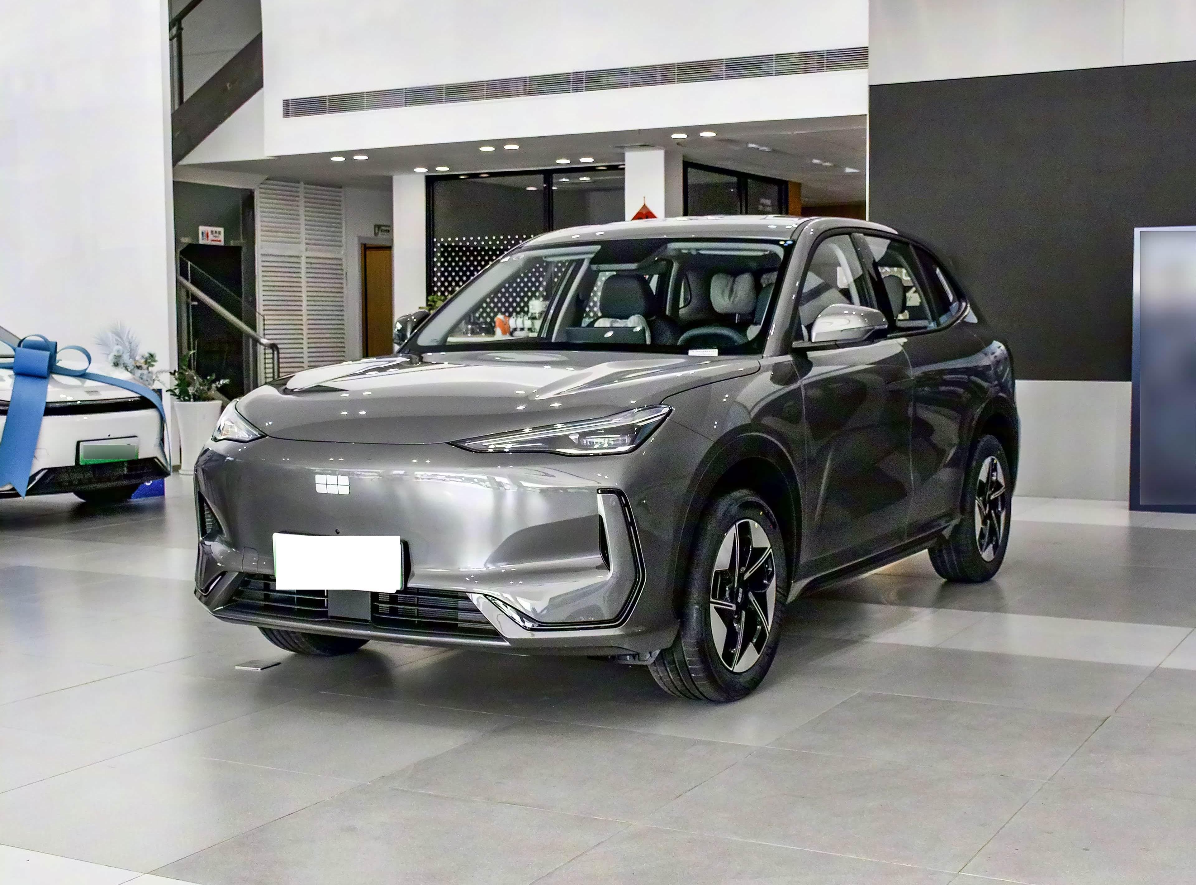 Geely Galaxy Galaxy E5 front view