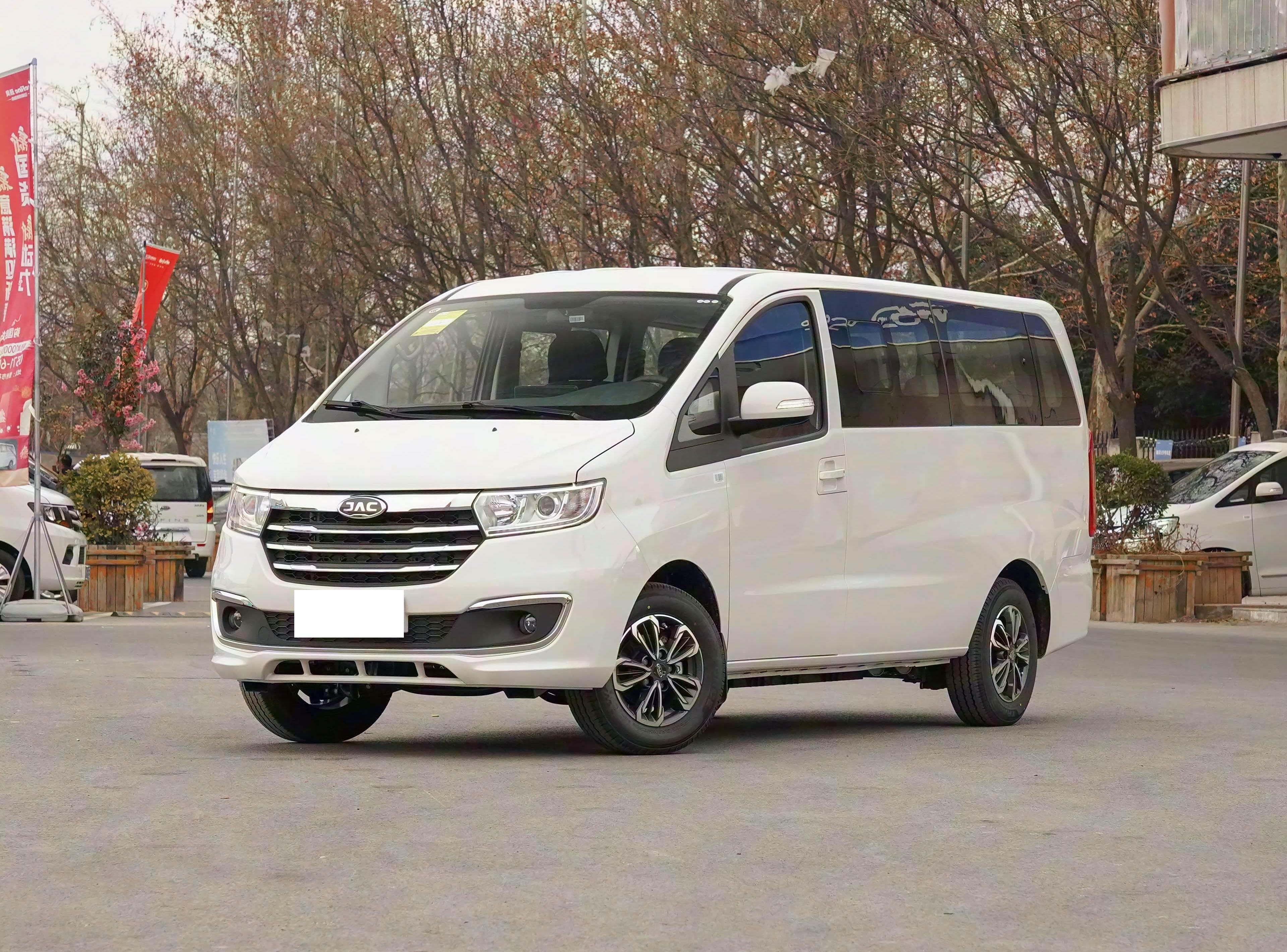 JAC Refine Refine E3 front view