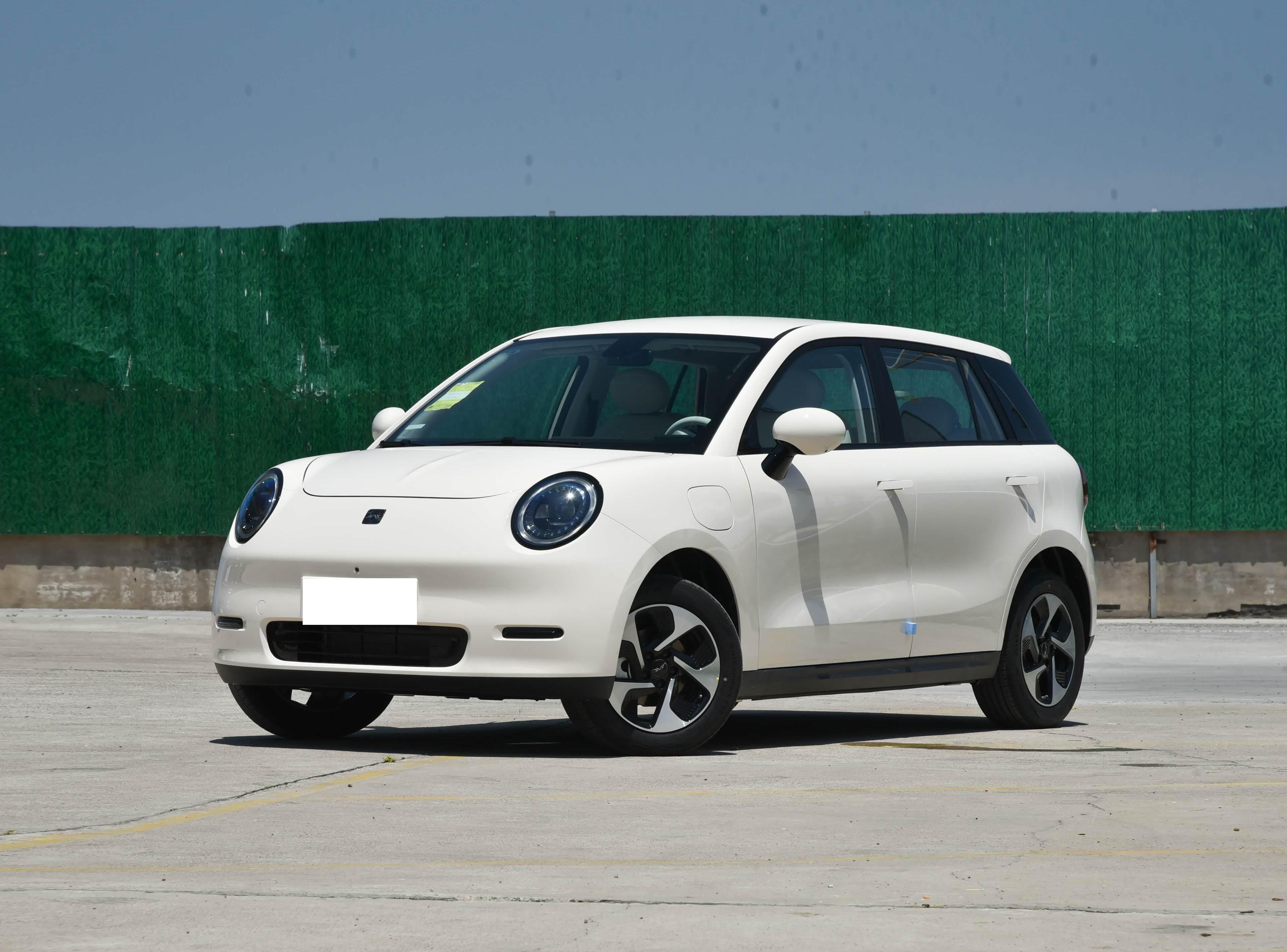 JAC Yiwei Yiwei 3 front view