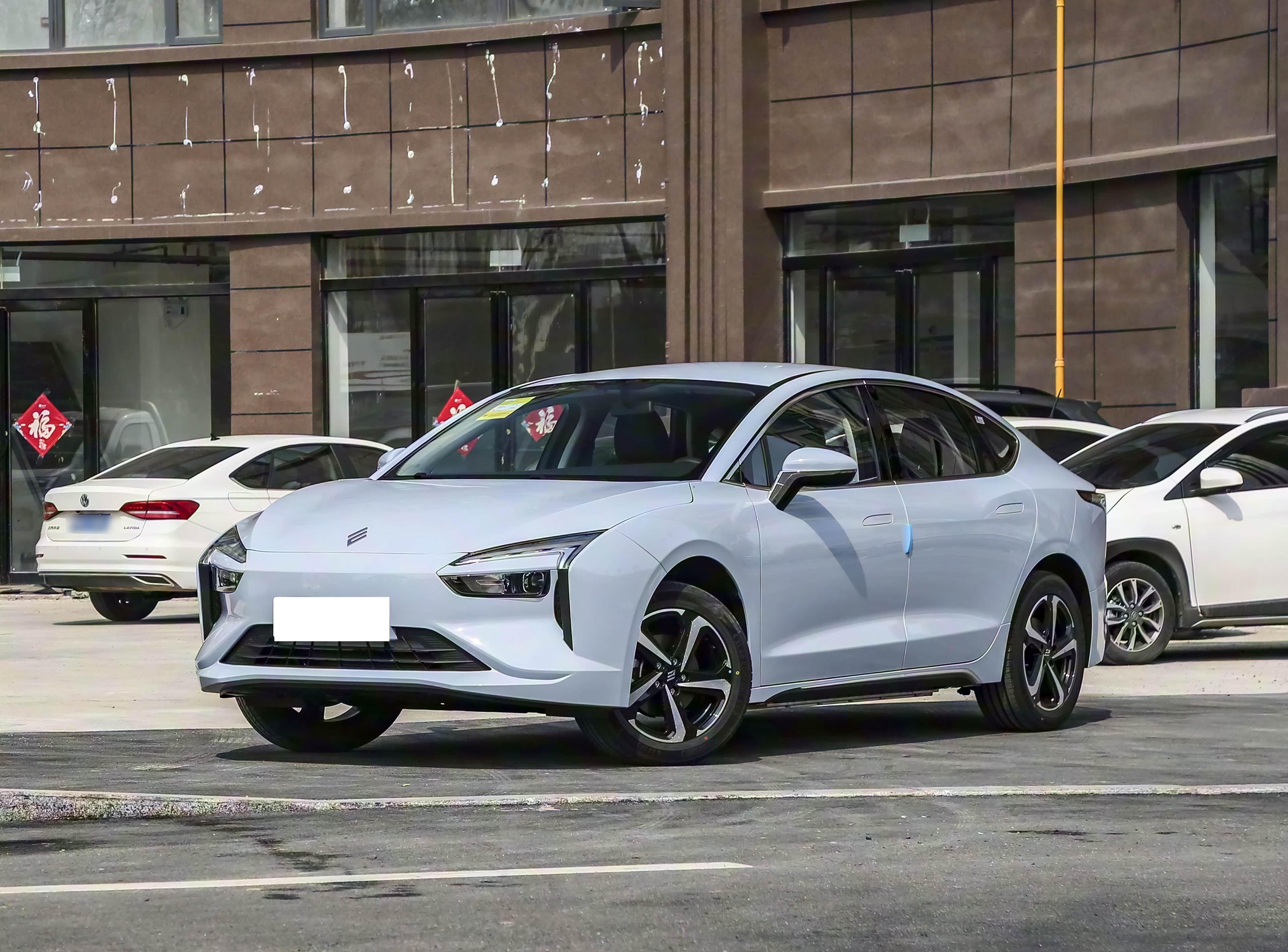 JMC New Energy Yichi 05 front view