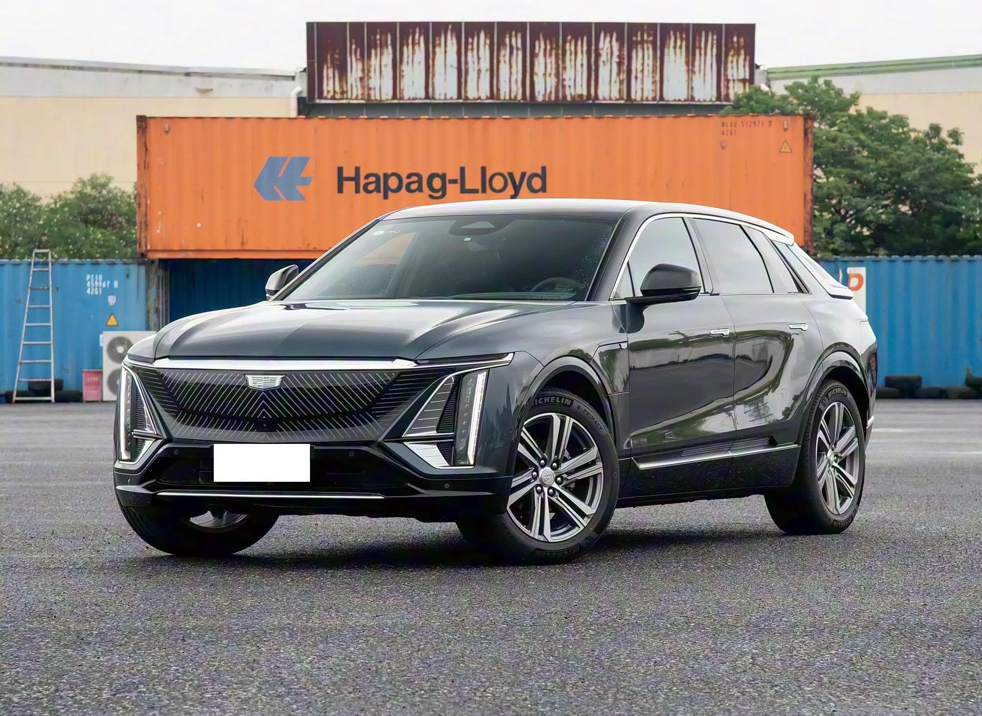 Cadillac IQ Lyriq front view