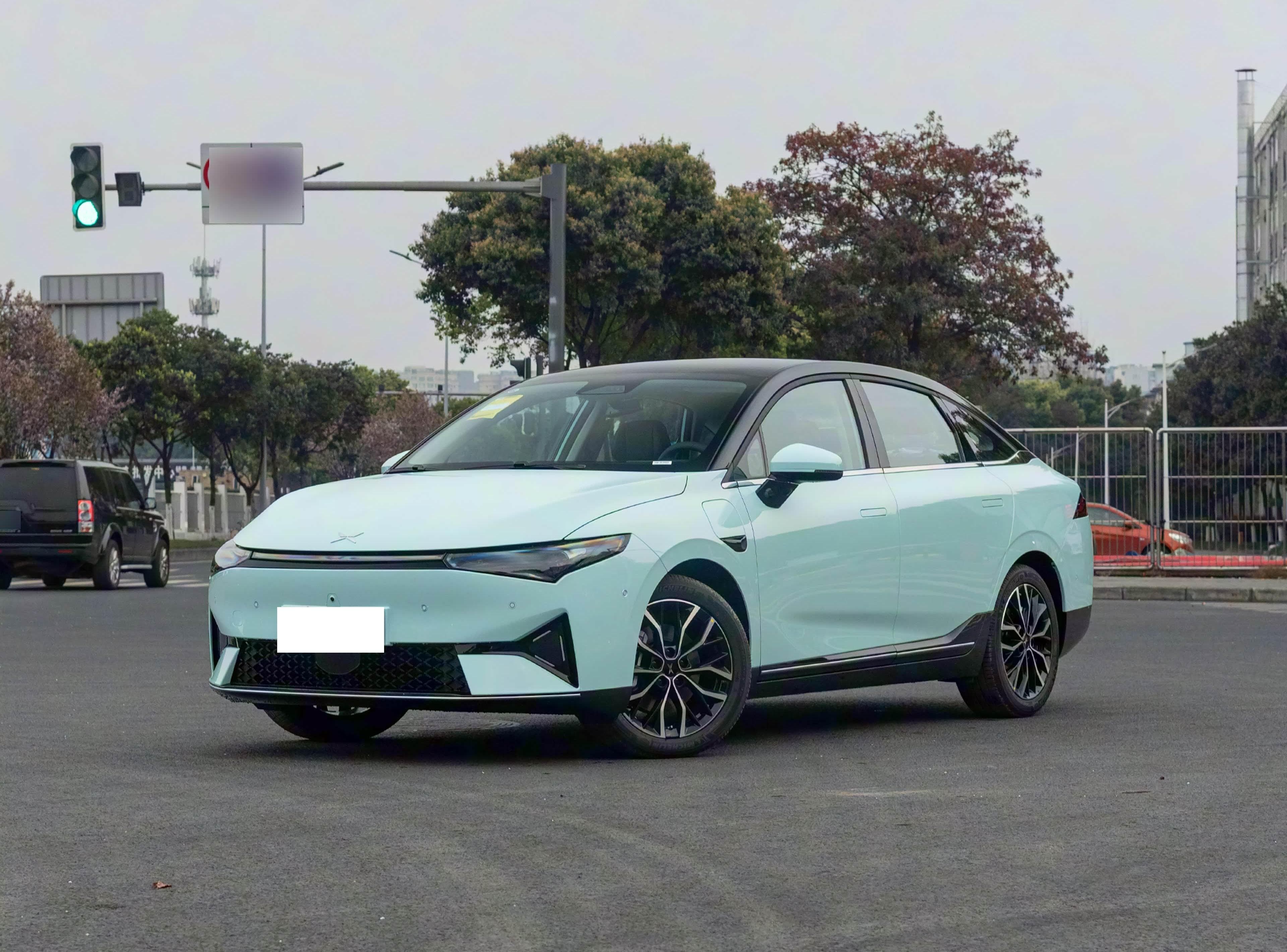 XPeng P5 460E+ front view