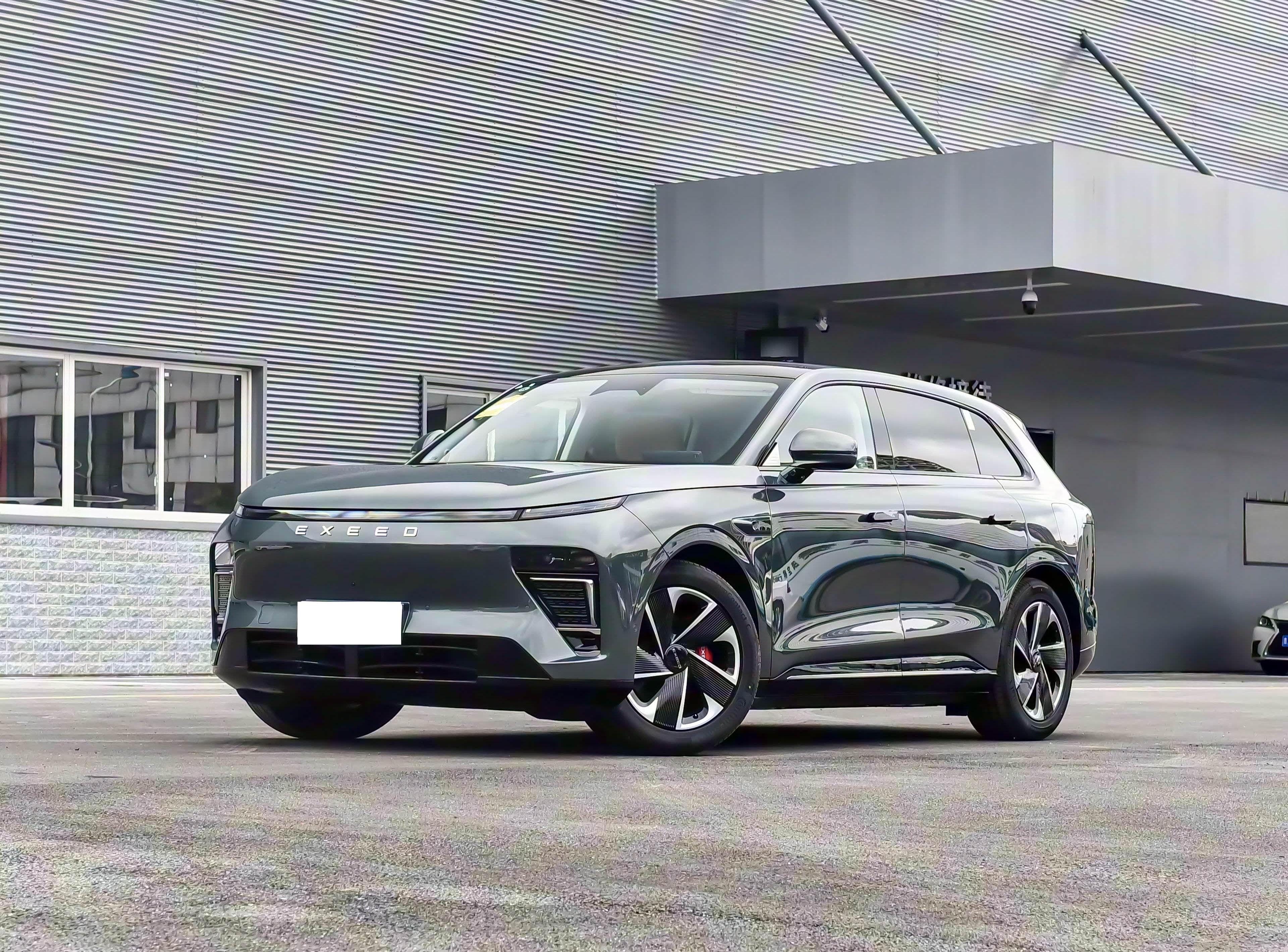 Exeed Sterra ET Pro 4WD