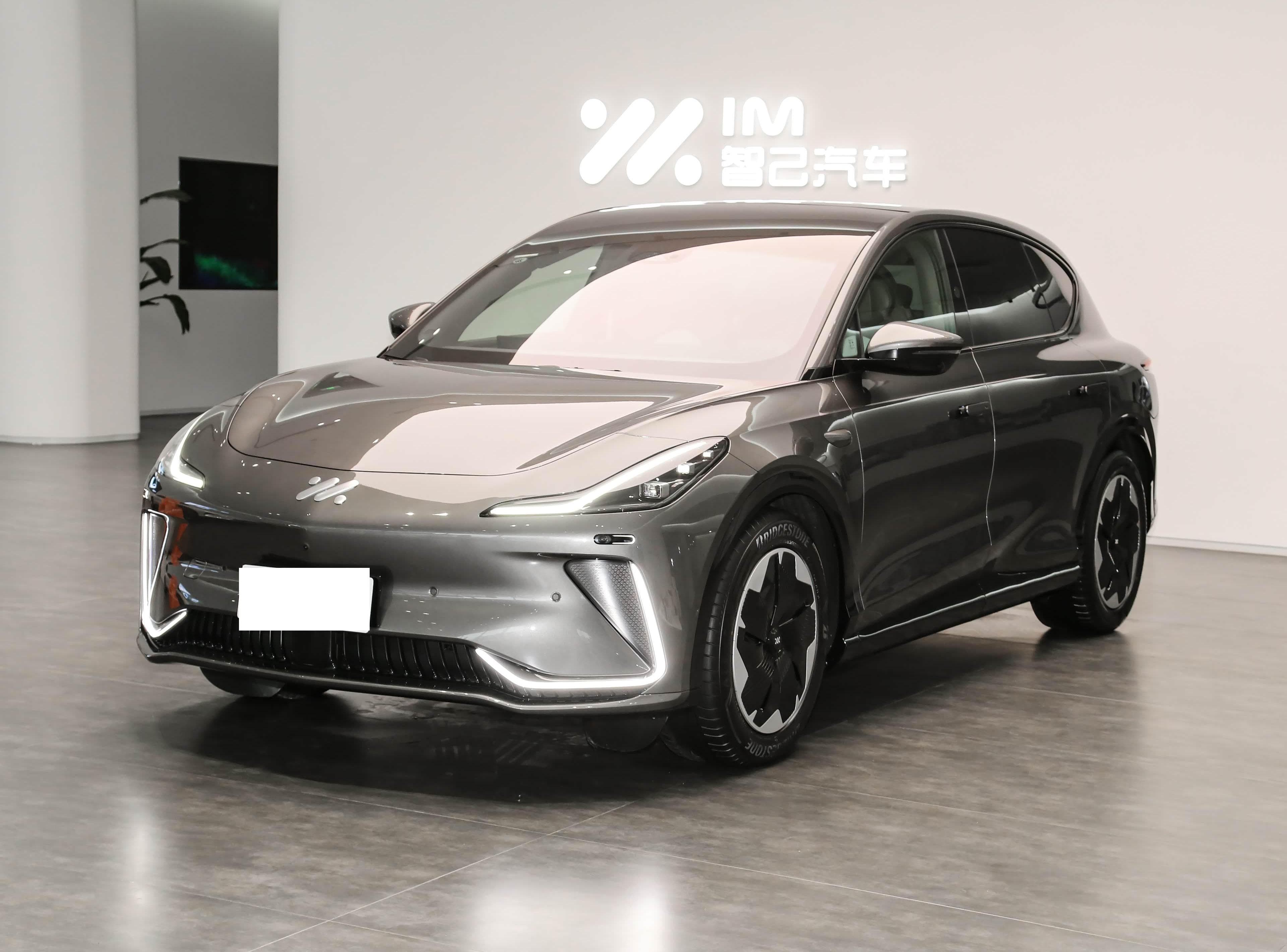 IM Motors LS7 100kWh Lux